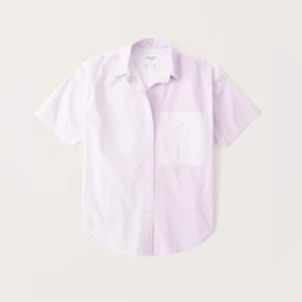 Oversized Short-Sleeve Poplin Button-Up Shirt in Light Pink Pattern
